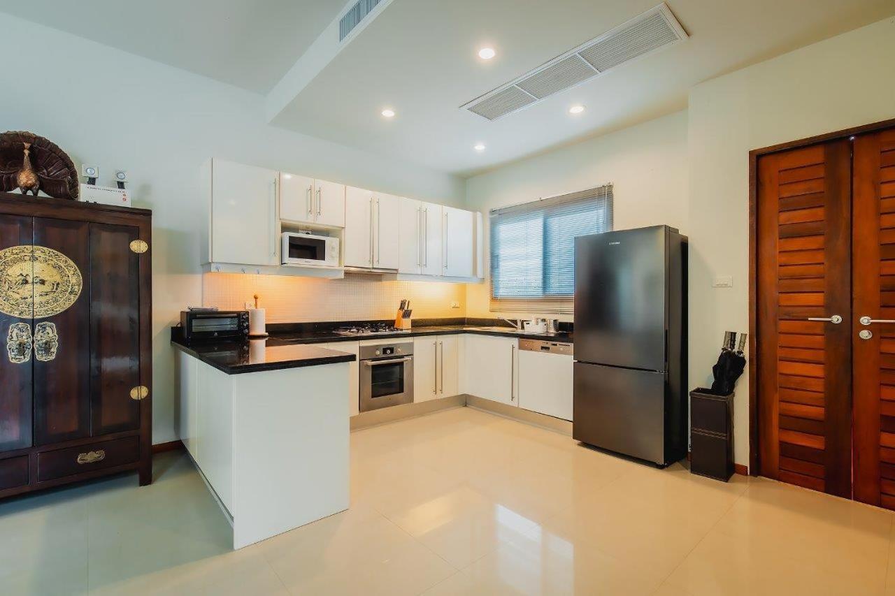 Ivory Pool Villa In Nai Harn Rawai Luaran gambar
